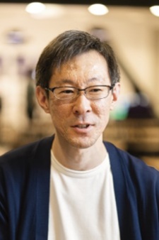 Kamoshida, Hajime